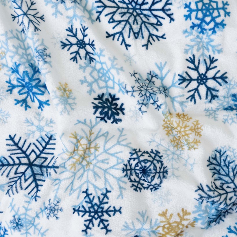 Vianočné extra hebké obliečky Mikroplyš - snehové vločky na bielom
