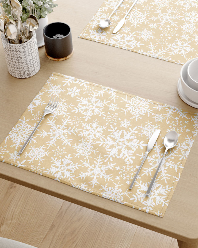 Vianočné prestieranie na stôl 100% bavlna - snehové vločky na zlatom - sada 2ks